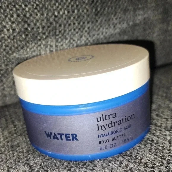 Bath and Body Works Ultra Hydration Bundle - Picture 4 of 5